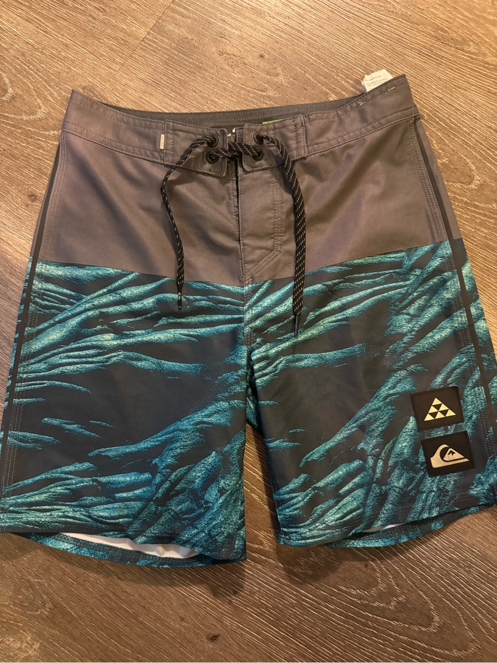Boy’s Quiksilver Gray & Teal Patterned Swim Trunks - 25